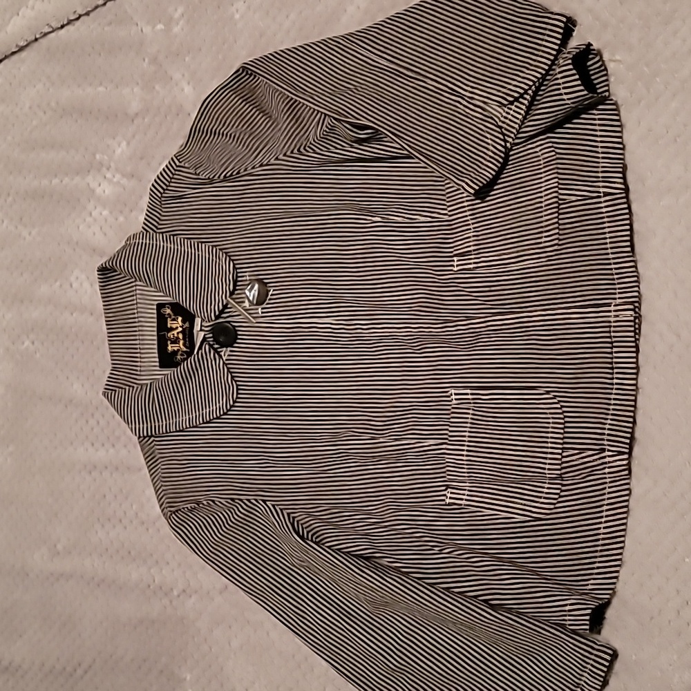 Black n white striped short jacket Sz-large